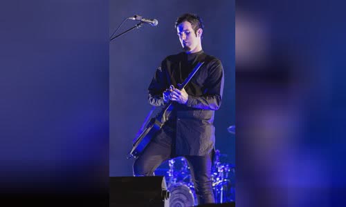 Rob Swire