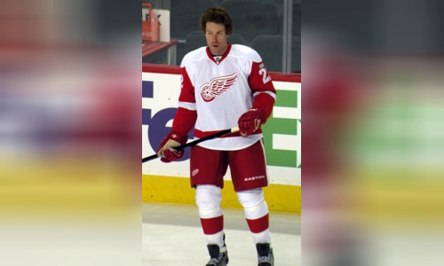 Mike Commodore