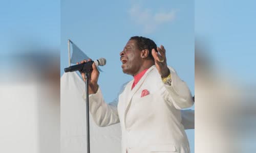 Gerald Alston