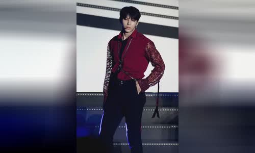 Leo (singer)