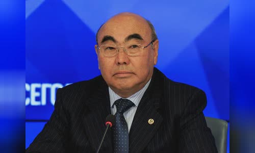 Askar Akayev
