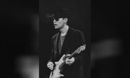 Marshall Crenshaw