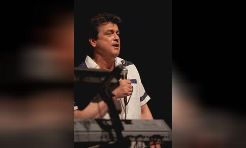 Les McKeown