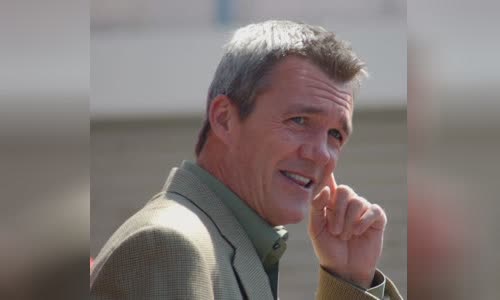 Neil Flynn
