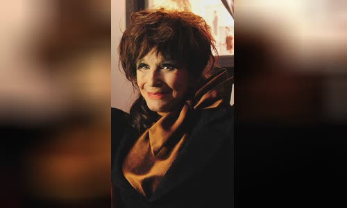 Fenella Fielding