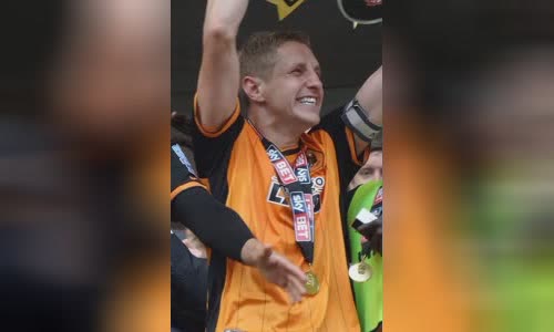 Michael Dawson (footballer)