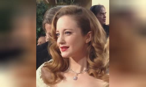 Andrea Riseborough