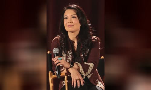 Ming-Na Wen