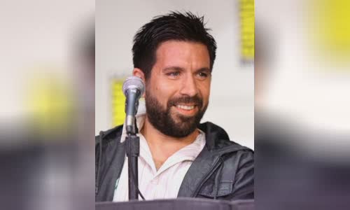 Joshua Gomez