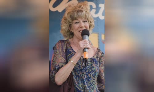 Sue Nicholls