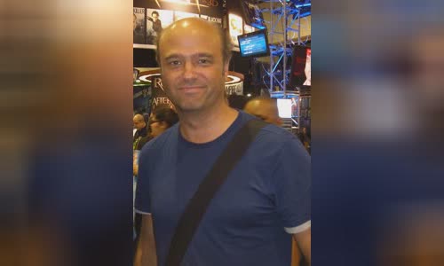 Scott Adsit