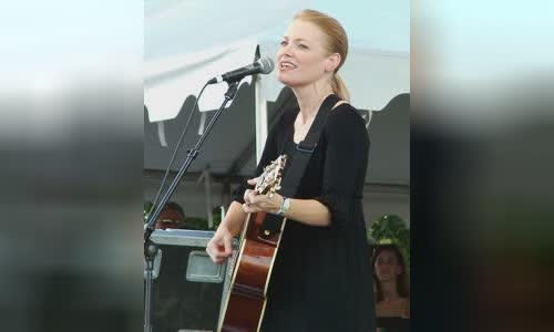 Kelly Willis