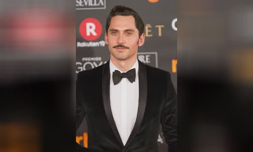 Paco León