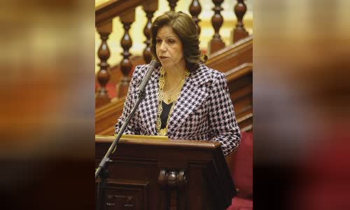 Lourdes Flores