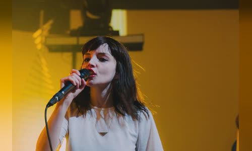 Lauren Mayberry