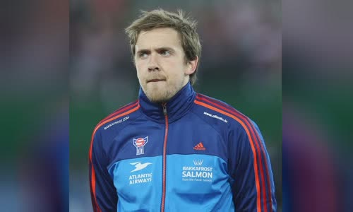 Gunnar Nielsen (footballer)