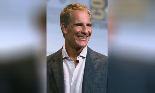 Scott Bakula