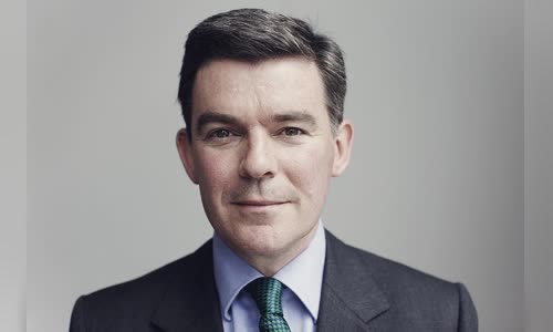 Hugh Robertson (politician)