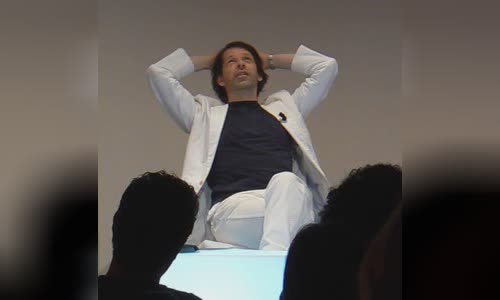 Peter Saville (graphic designer)