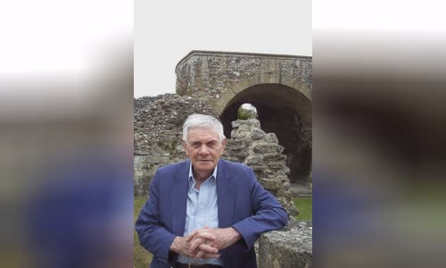 Bernard Mayes