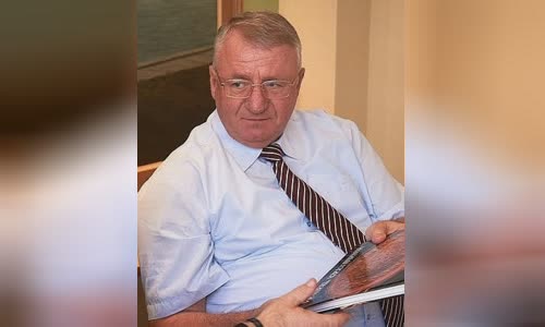 Vojislav Šešelj