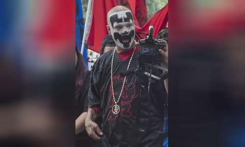 Shaggy 2 Dope