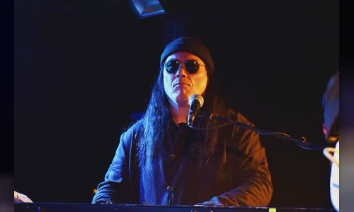 Tony Carey