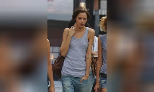 Freja Beha Erichsen