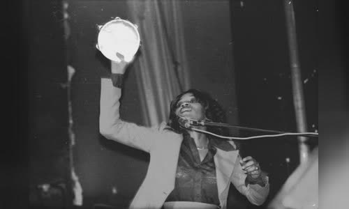 Gloria Jones