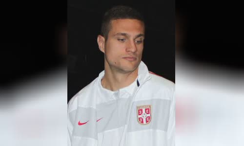 Nemanja Vidi?