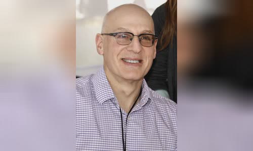 Gordon Korman