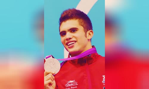 Iván García (diver)