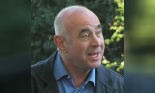 Bob Hoskins
