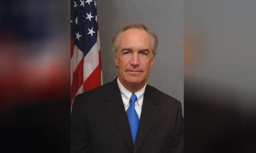 Dirk Kempthorne