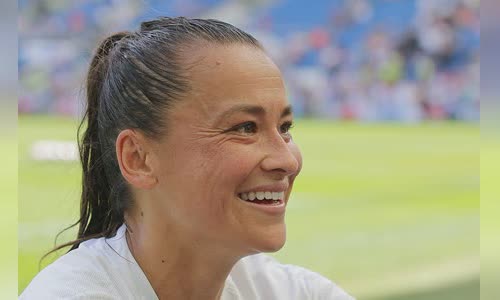 Ali Riley