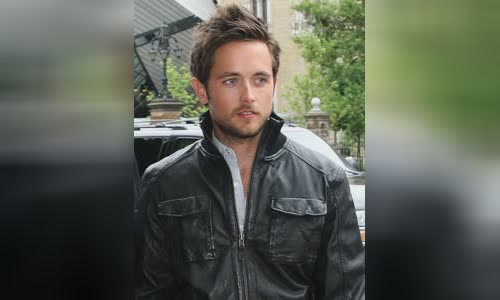 Justin Chatwin
