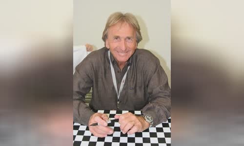 Derek Bell (racing driver)
