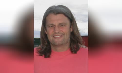 Tomáš Skuhravý