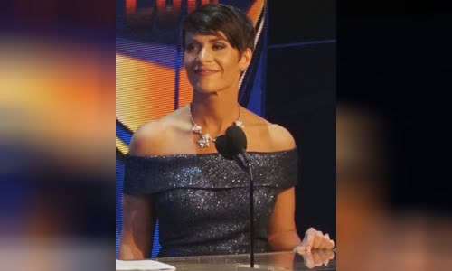Molly Holly