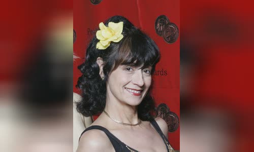 Rosie Flores