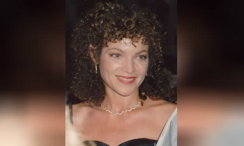 Amy Irving