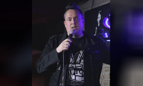 Mike Ward (comedian)