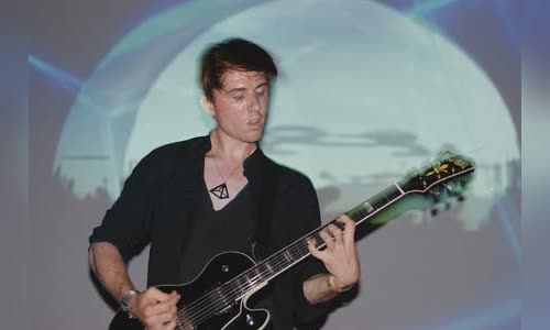 Benjamin Curtis (musician)