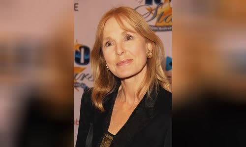 Victoria Tennant