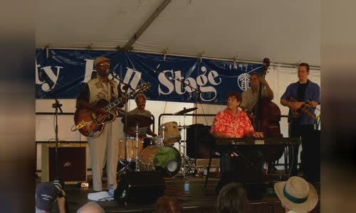 Johnnie Bassett