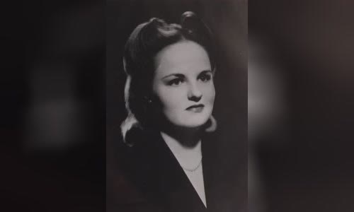 Anne McKnight