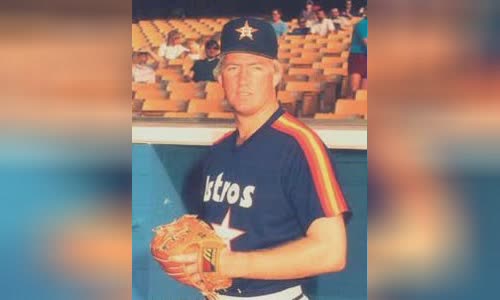Dave Smith (pitcher, born 1955)