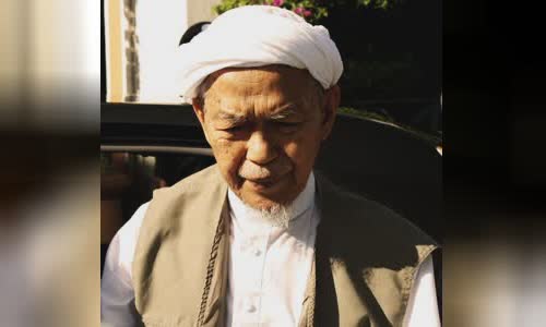 Nik Abdul Aziz Nik Mat