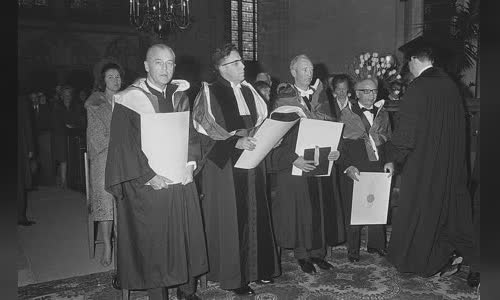 Robert J. Van de Graaff