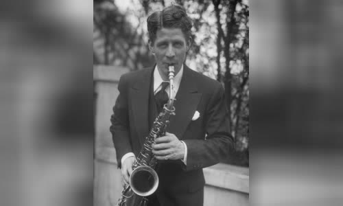 Rudy Vallée